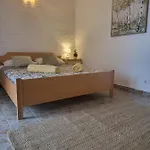 Apartmaniinprimosten Apartment *