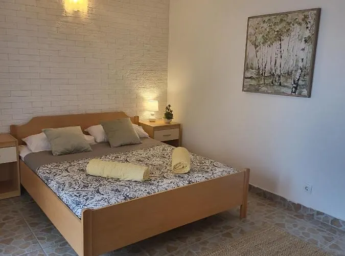 Appartement Apartmaniinprimosten *